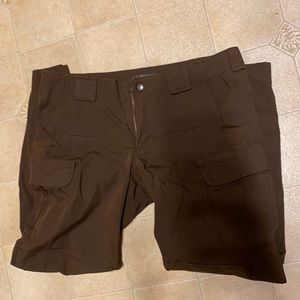 Women’s 5-11 Tactical pants Size 14.